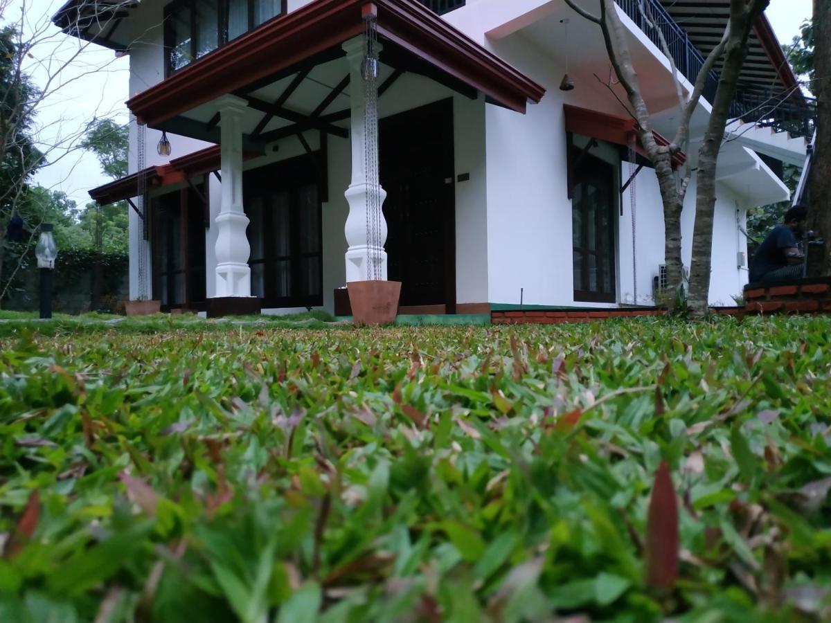 Sigiriya Cashew Palace Resort Daganapothaha Bagian luar foto