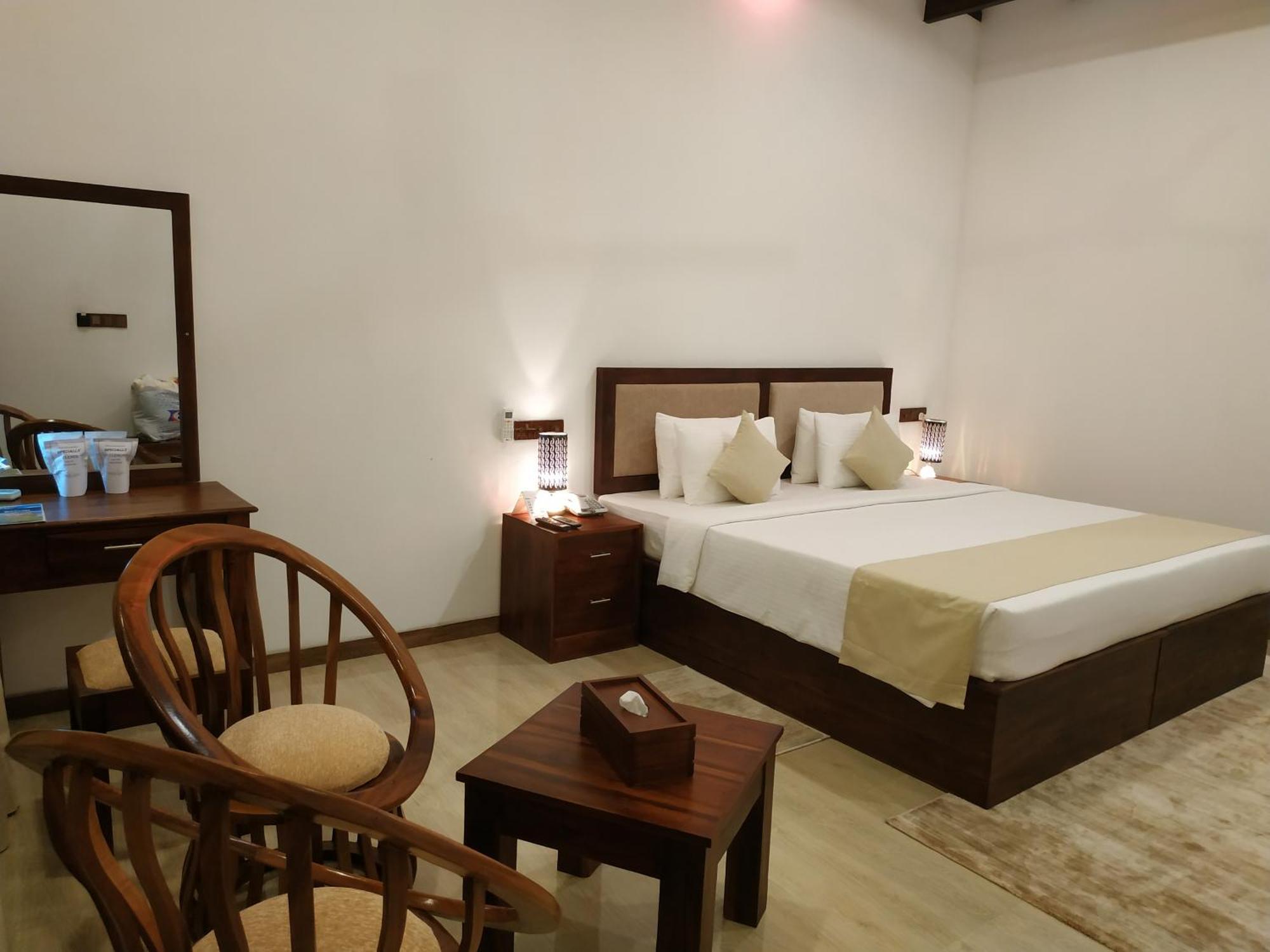 Sigiriya Cashew Palace Resort Daganapothaha Bagian luar foto