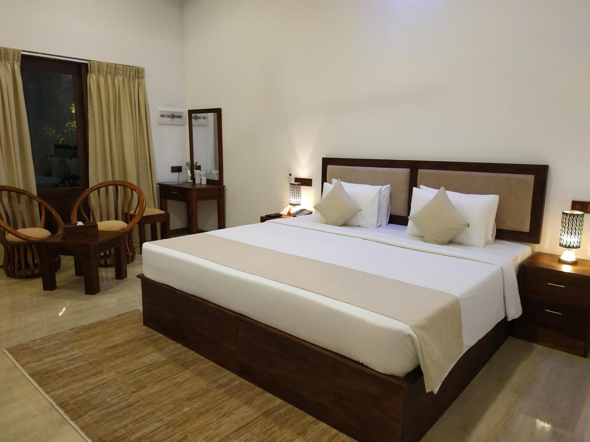 Sigiriya Cashew Palace Resort Daganapothaha Bagian luar foto