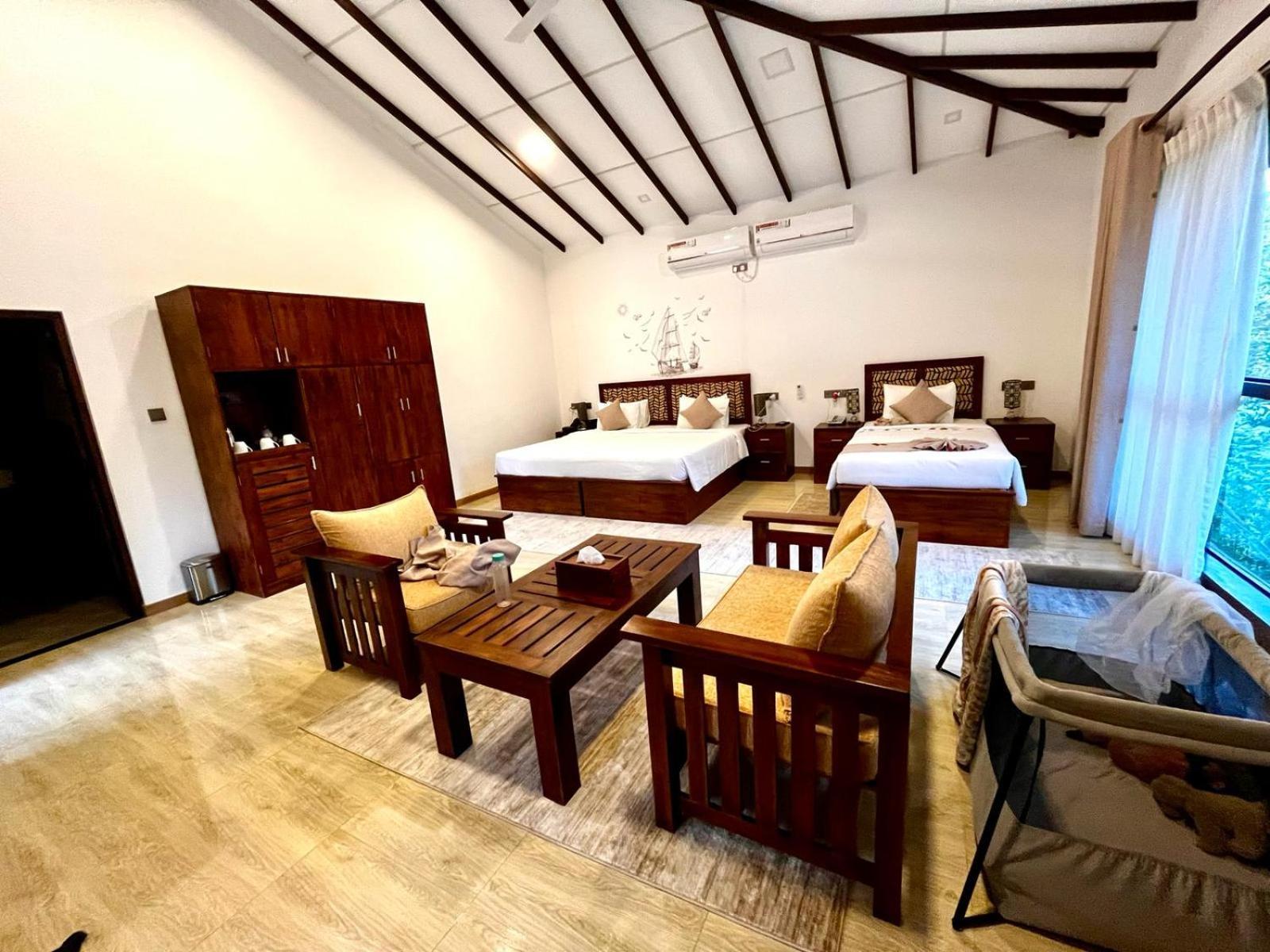 Sigiriya Cashew Palace Resort Daganapothaha Bagian luar foto