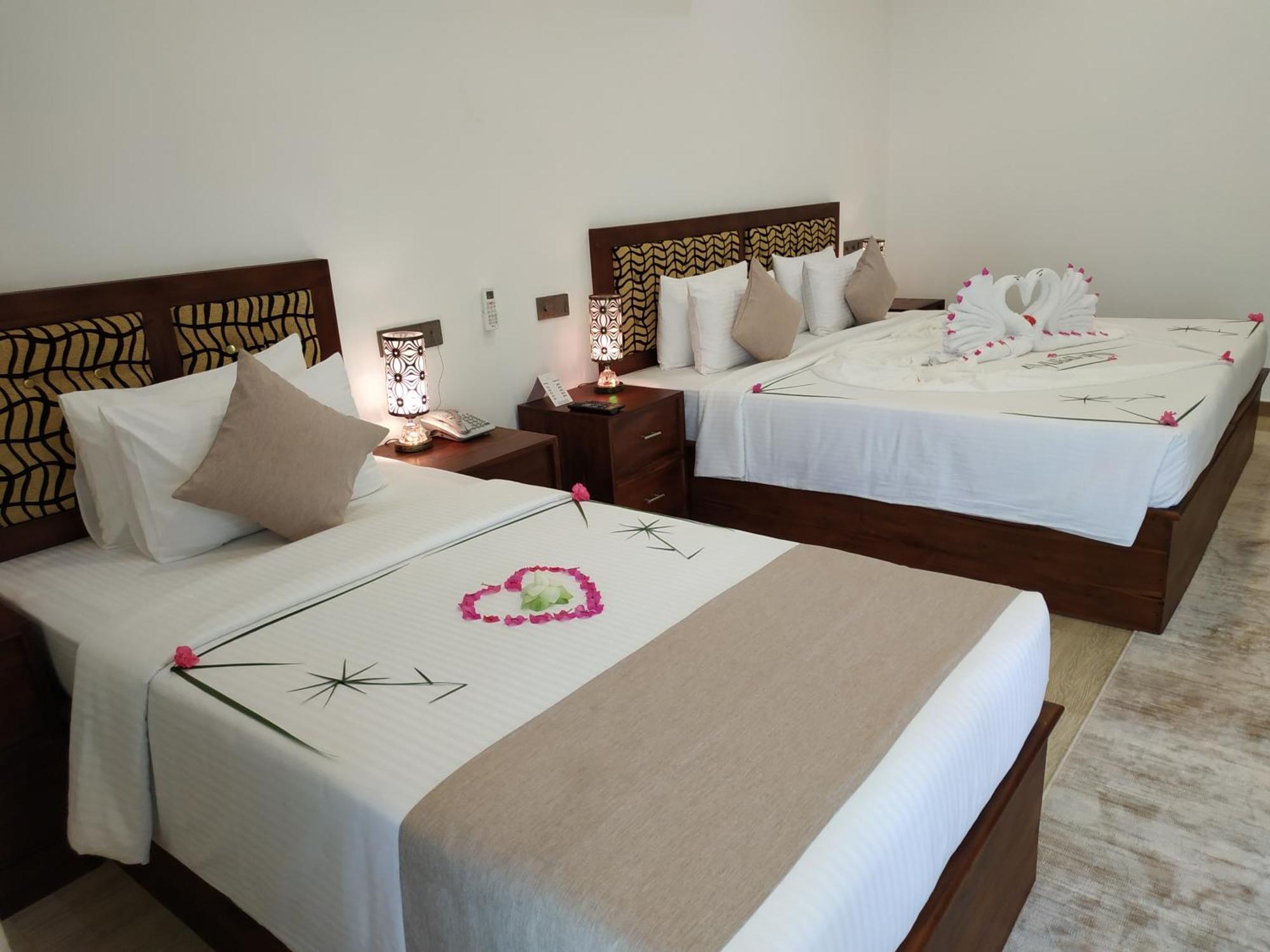 Sigiriya Cashew Palace Resort Daganapothaha Bagian luar foto